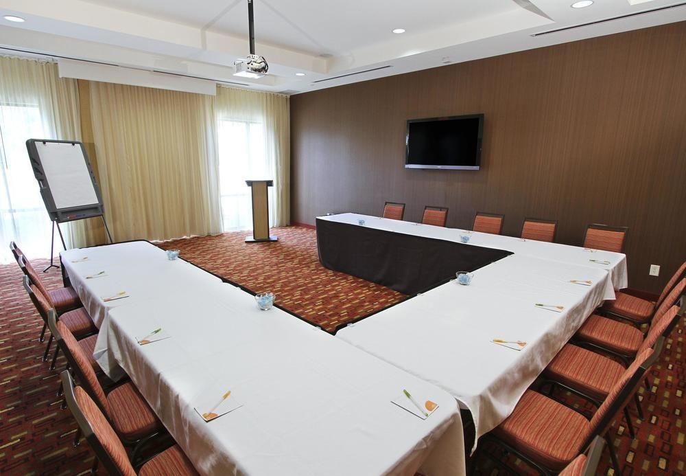 Courtyard By Marriott Raleigh North/Triangle Town Center Hotel Exterior foto