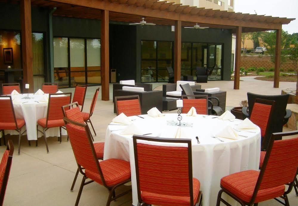 Courtyard By Marriott Raleigh North/Triangle Town Center Hotel Exterior foto